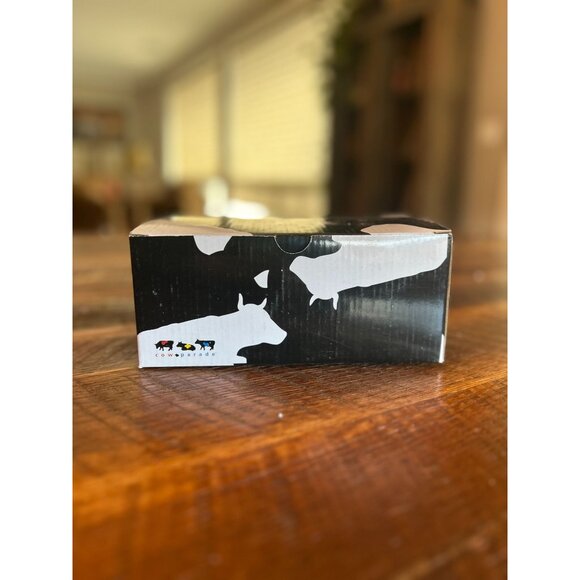 The Gum-Bull Machine Figurine By  Cow Parade The Gum-Bull Machine Porcelain Figu - Picture 9 of 9